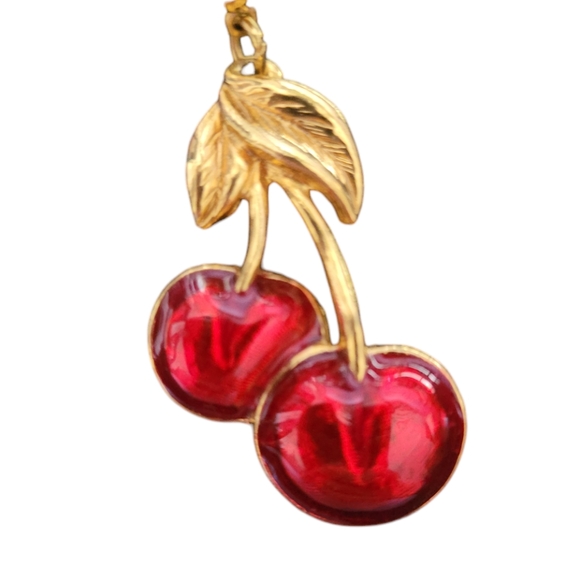 Adorable Vintage Cherry Earrings - Picture 3 of 3